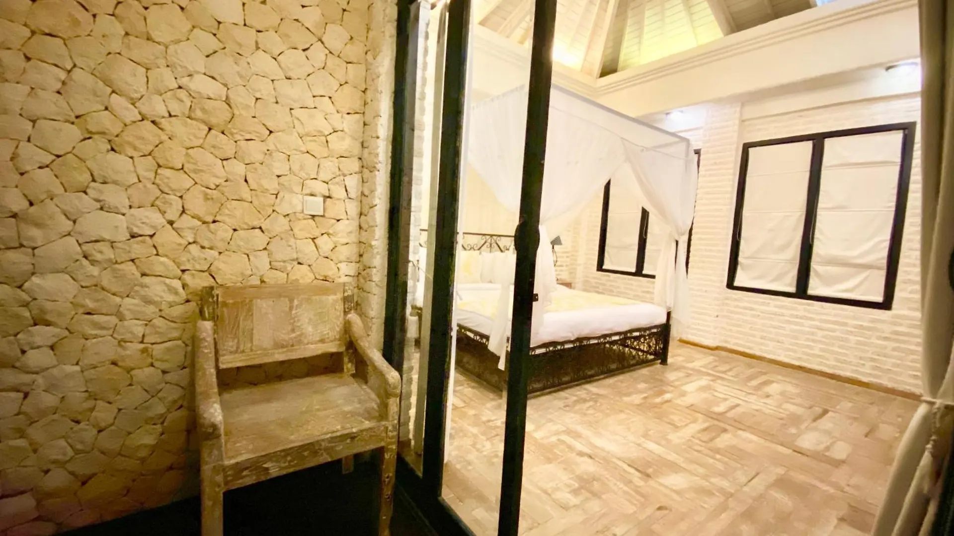 Villa Tyche Luxury 4Br Near Beach Seminyak