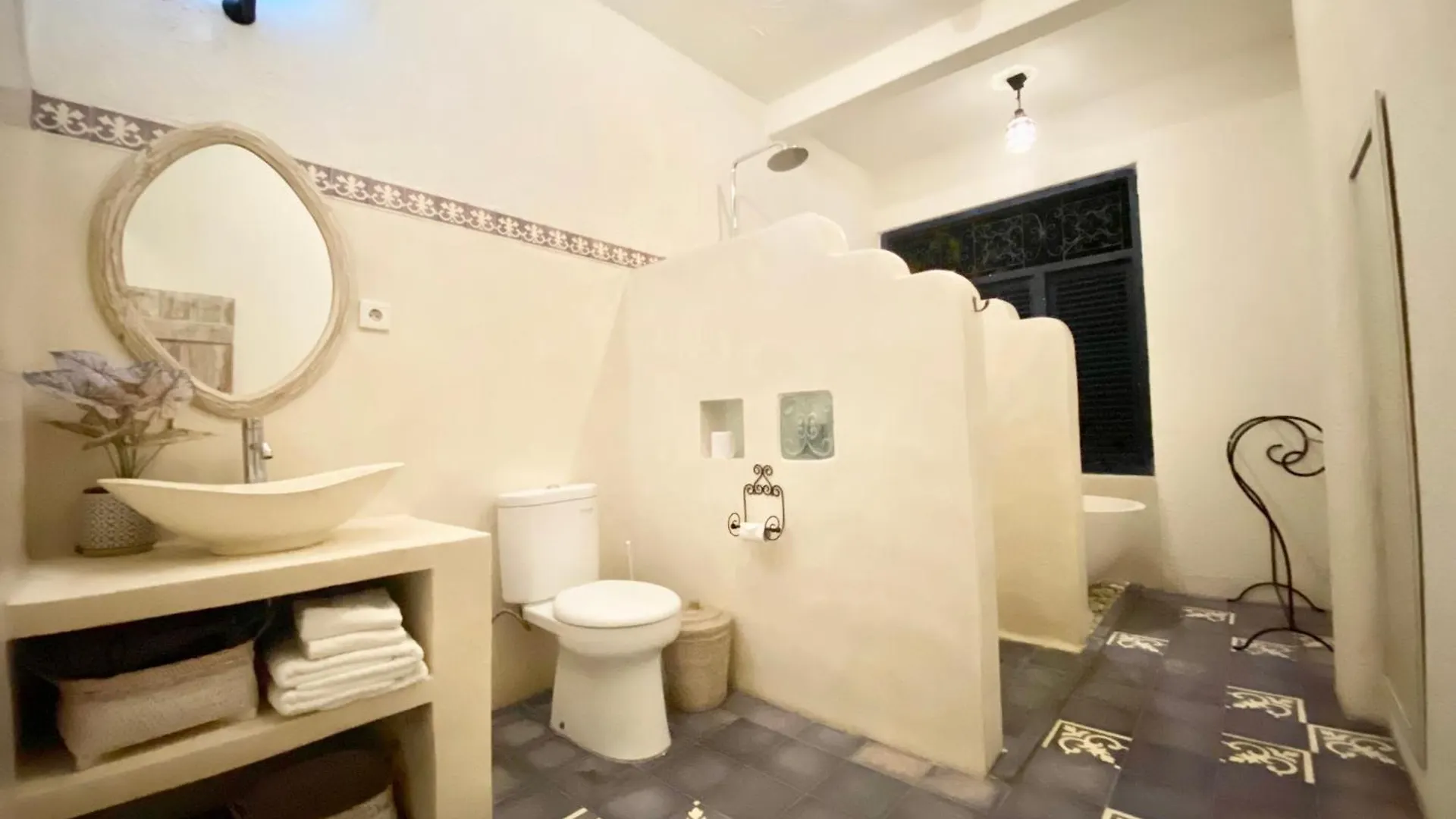 Villa Tyche Luxury 4Br Near Beach Seminyak